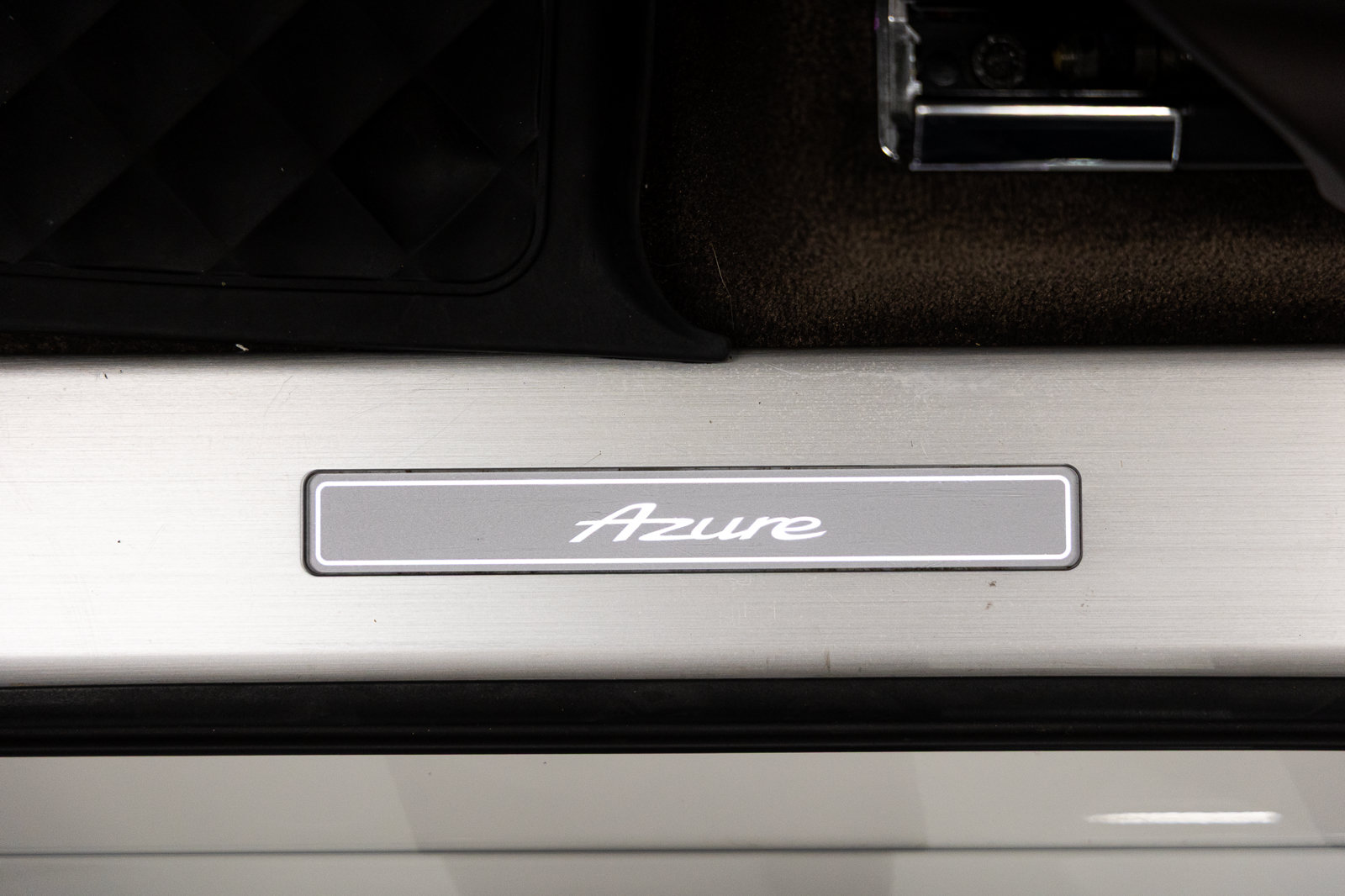 Used 2023 Bentley Bentayga AWD/4WD image 46