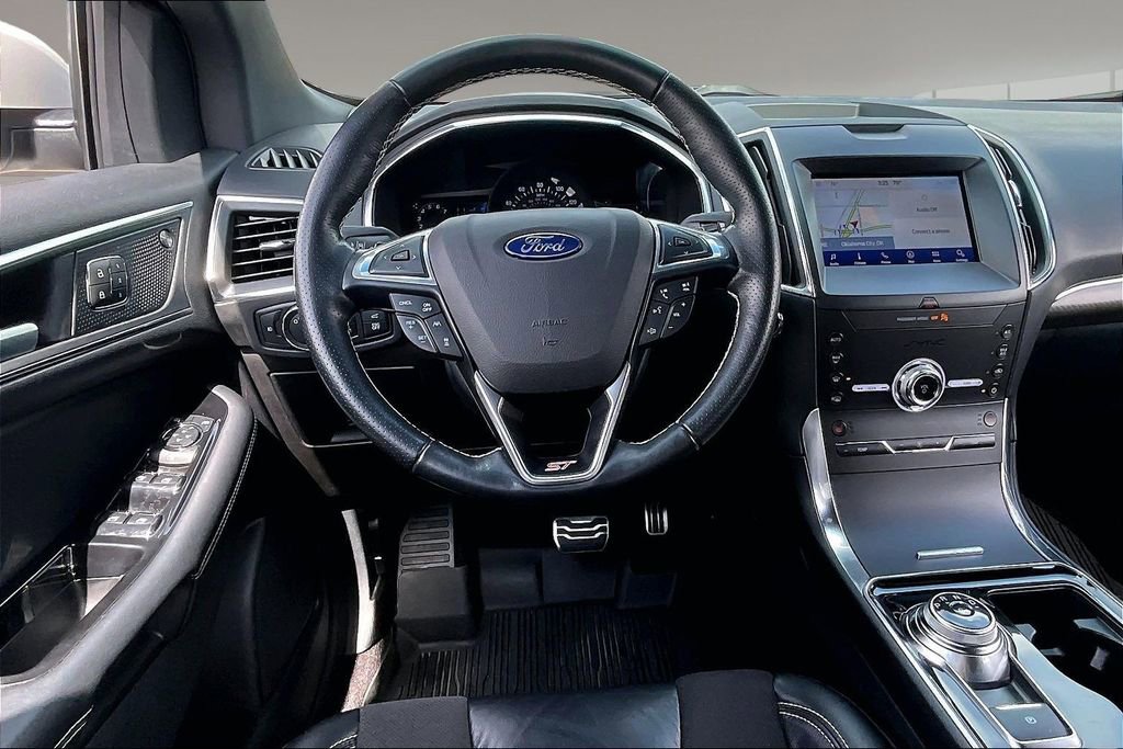 Used 2020 Ford Edge ST AWD/4WD image 5
