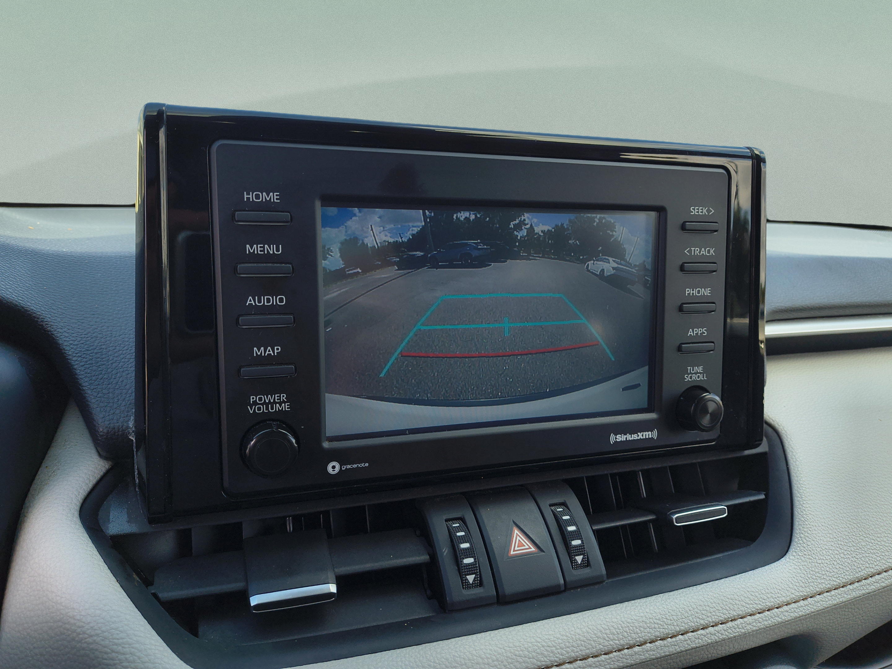 Used 2021 Toyota RAV4 XLE Premium AWD/4WD image 23