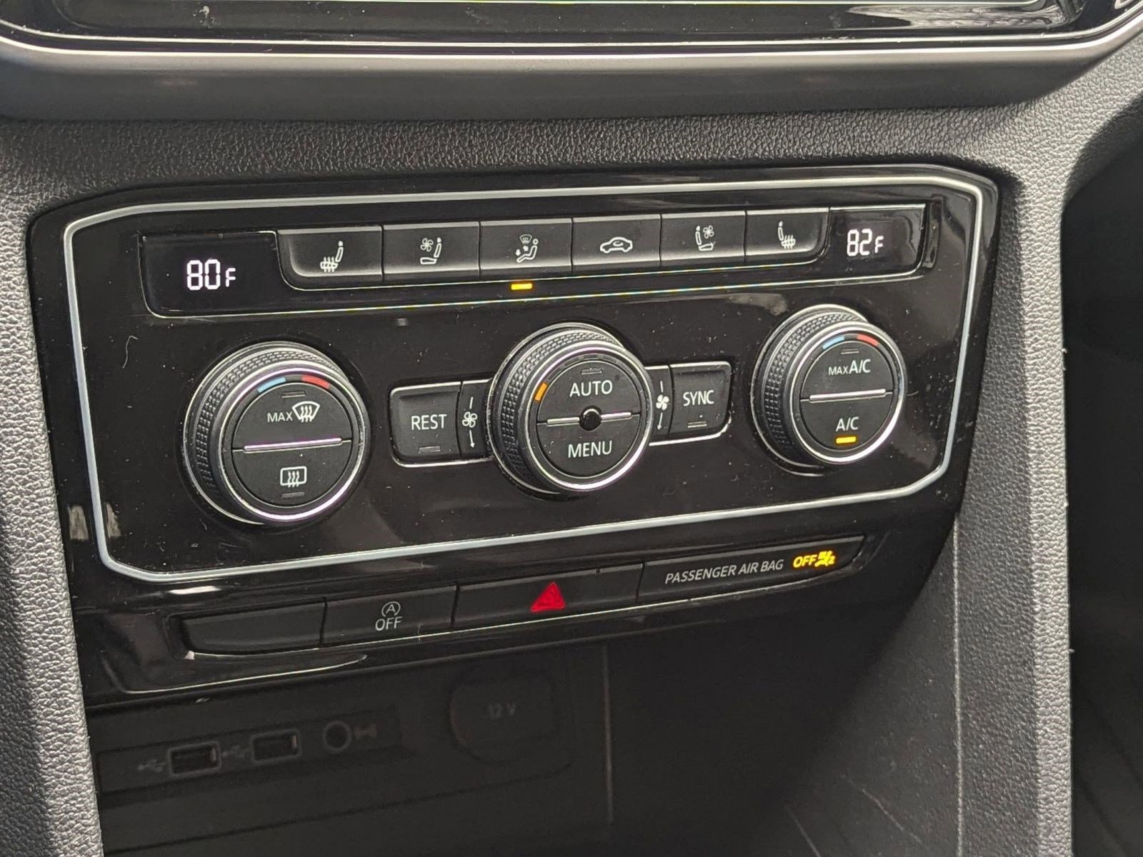 Used 2021 Volkswagen Atlas SEL Premium image 31