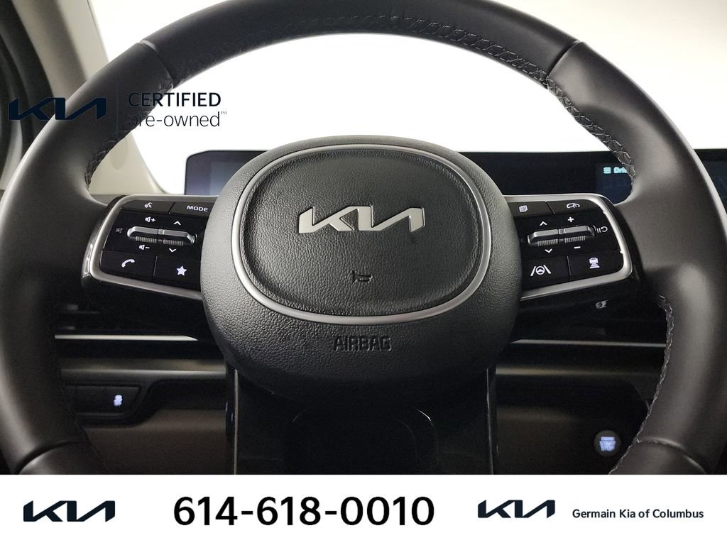 Certified 2025 Kia Carnival image 22