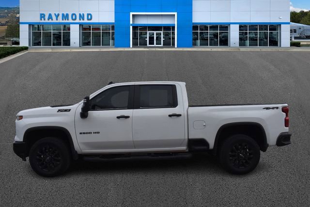 Used 2025 Chevrolet Silverado 2500 Custom w/ Custom Value Package image 6