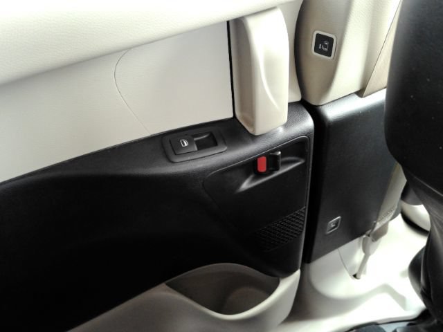 Used 2023 Chrysler Pacifica Touring-L FWD image 39