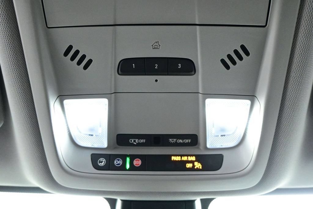 New 2025 Chevrolet Blazer LT w/ Convenience Package FWD image 26