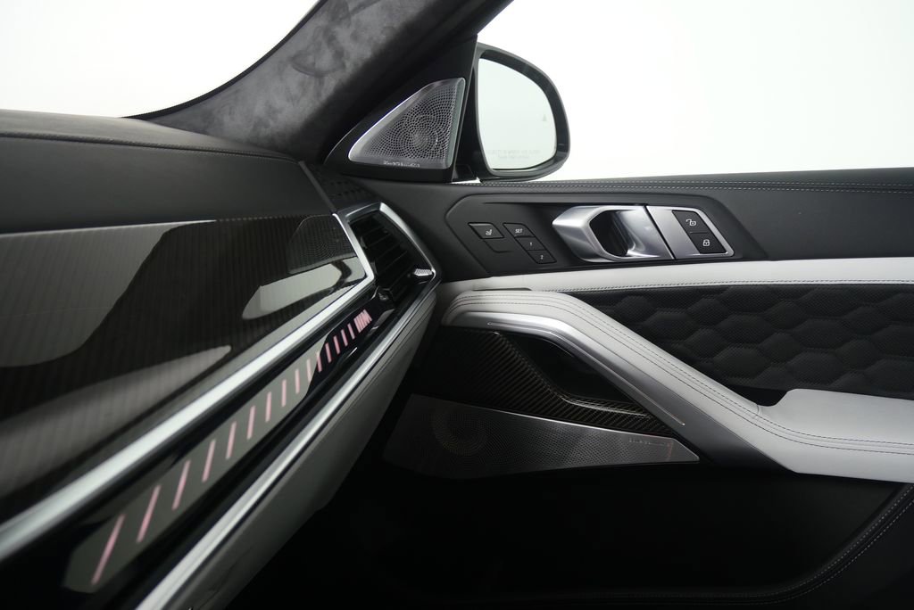 New 2026 BMW X6 M Competition w/ Executive Package image 27