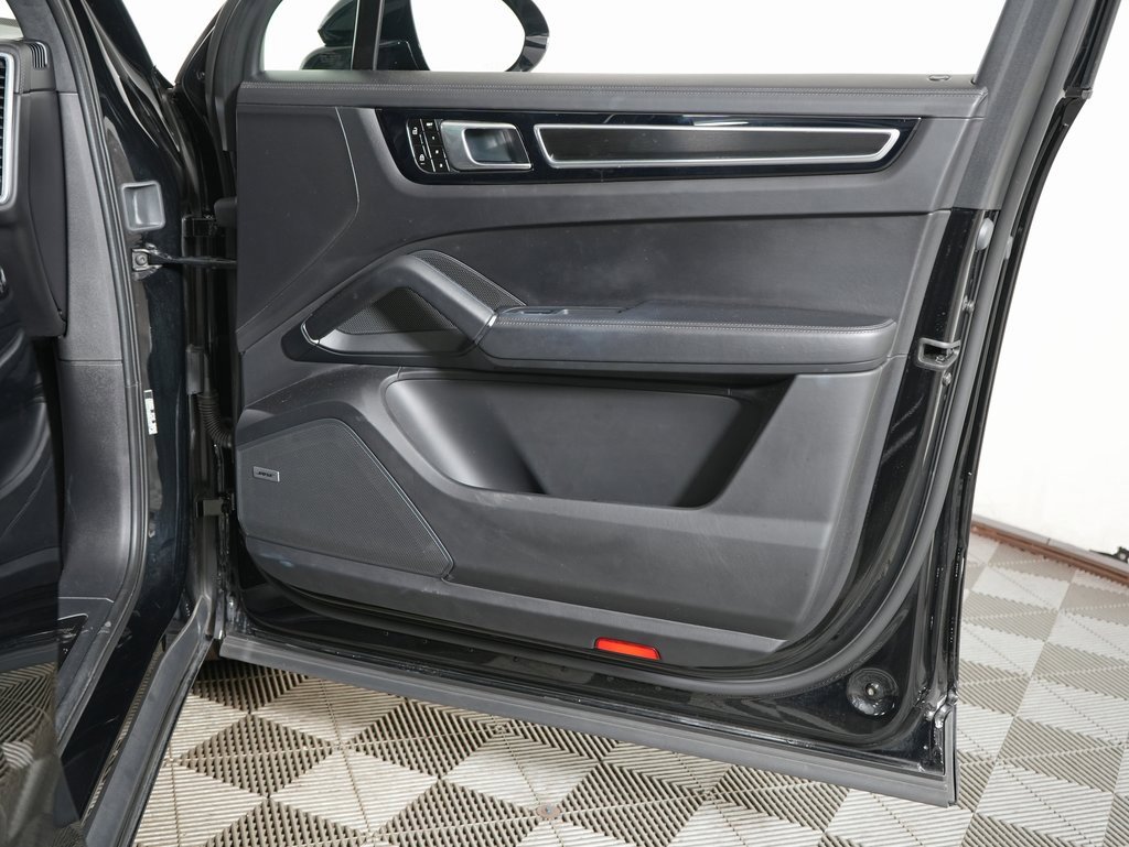 Certified 2021 Porsche Cayenne GTS image 36