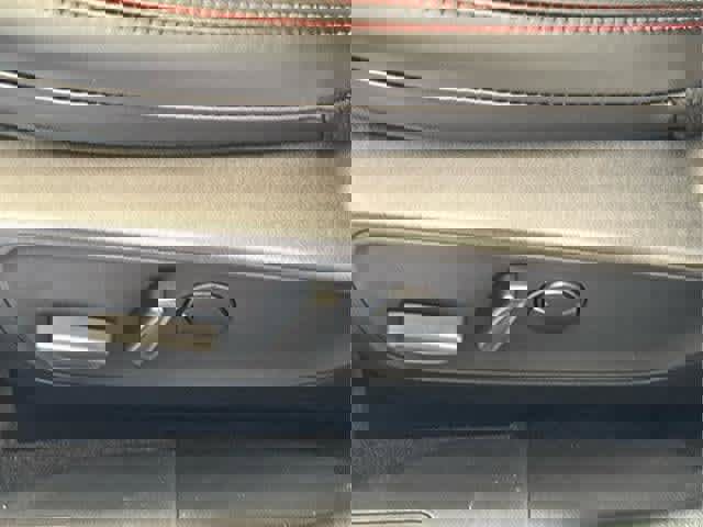 New 2025 Ford Escape ST-Line w/ Cold Weather Package image 17