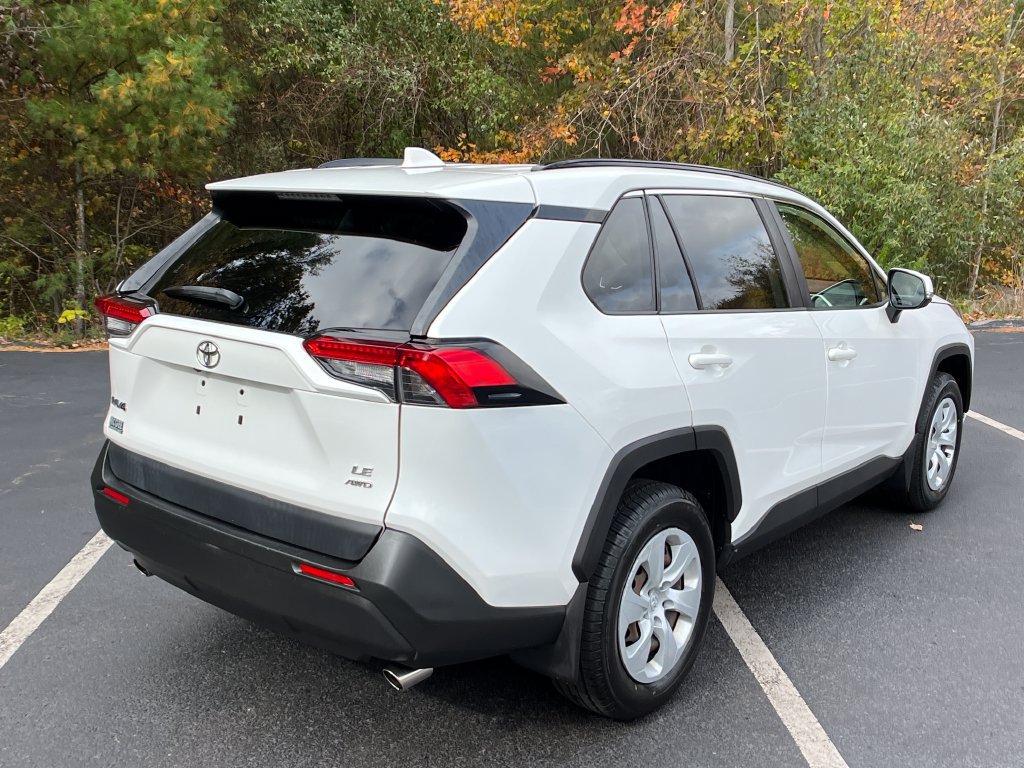 Used 2019 Toyota RAV4 LE w/ All Weather Liner Package AWD/4WD image 5