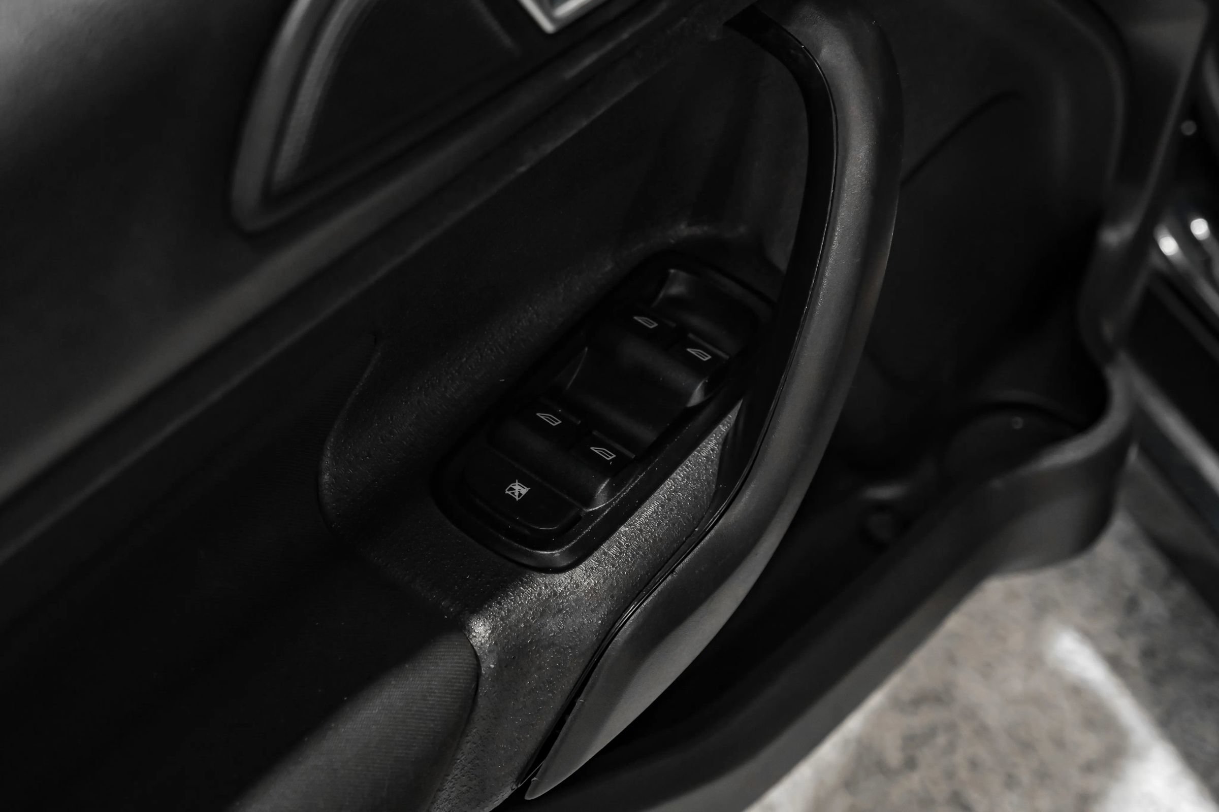 Used 2017 Ford Fiesta ST FWD image 45