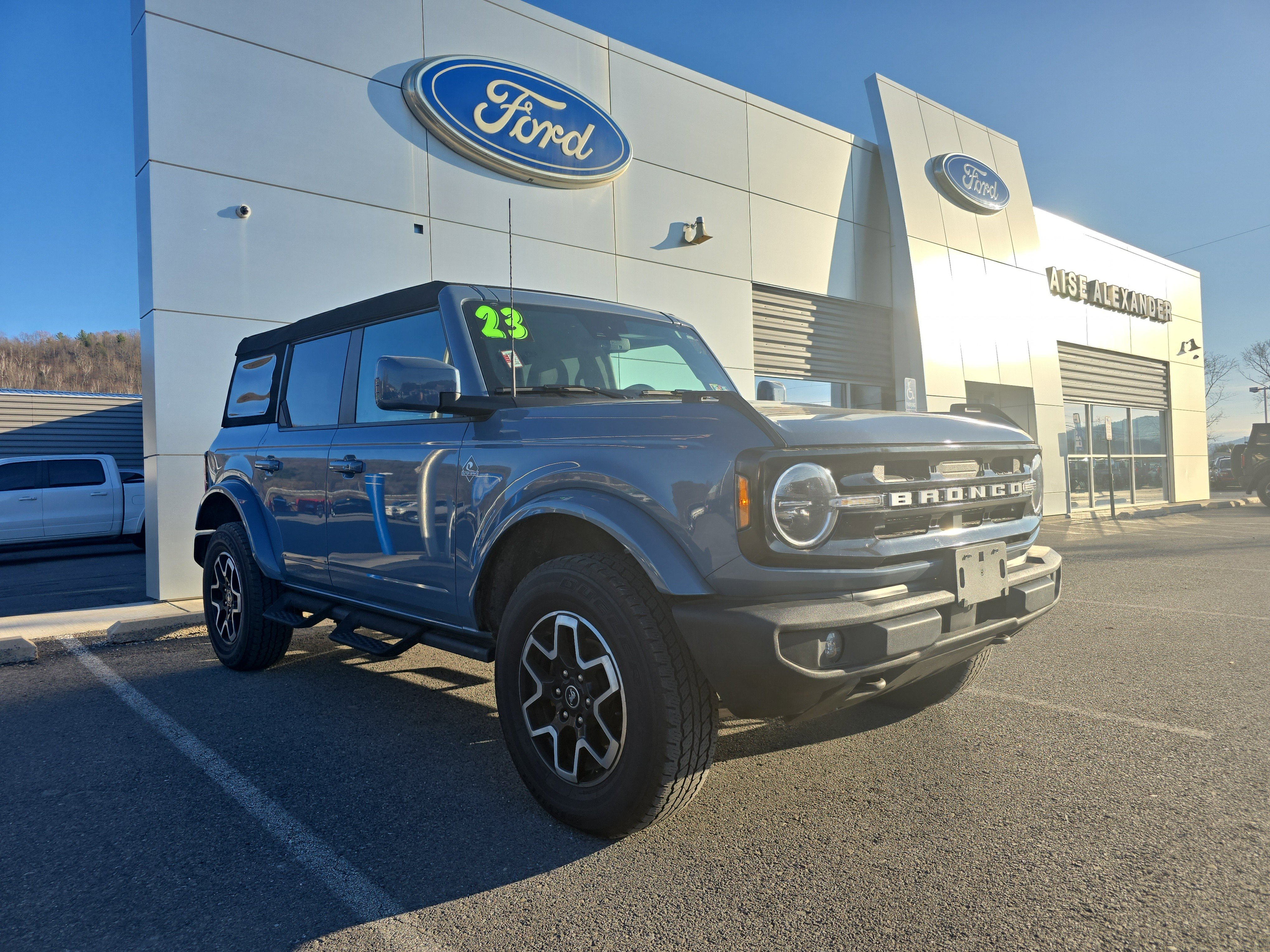 Used 2023 Ford Bronco Outer Banks