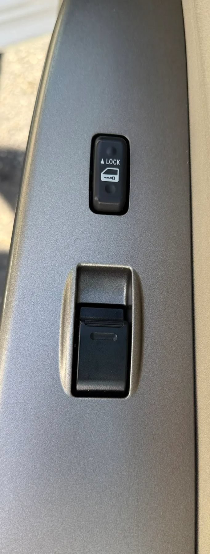 Used 2008 Toyota Prius FWD image 31