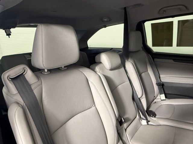 Used 2024 Honda Odyssey Touring image 45