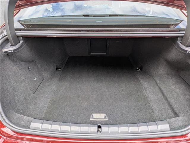 Used 2025 BMW i7 xDrive60 AWD/4WD image 6