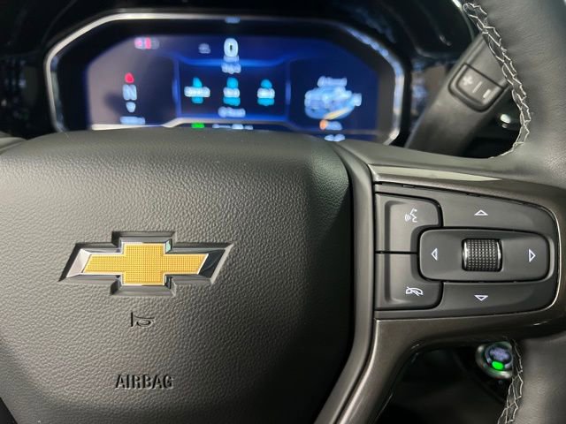 Used 2025 Chevrolet Silverado 3500 High Country w/ High Country Premium Package AWD/4WD image 31