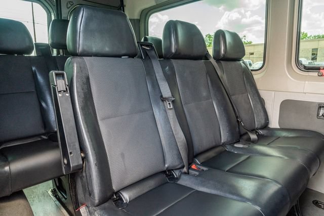 Used 2016 Mercedes-Benz Sprinter 2500 image 33