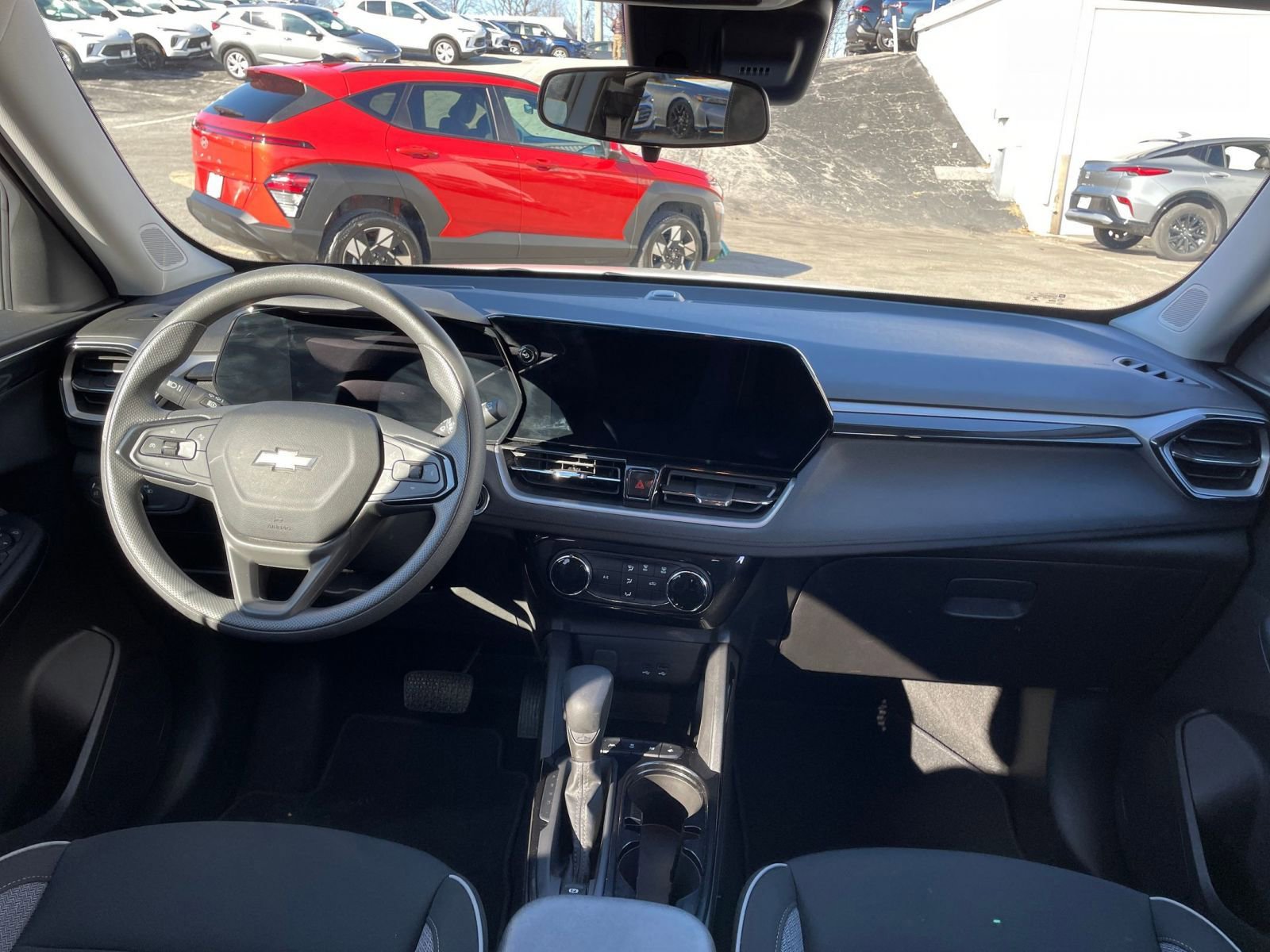 Used 2025 Chevrolet TrailBlazer LT image 31