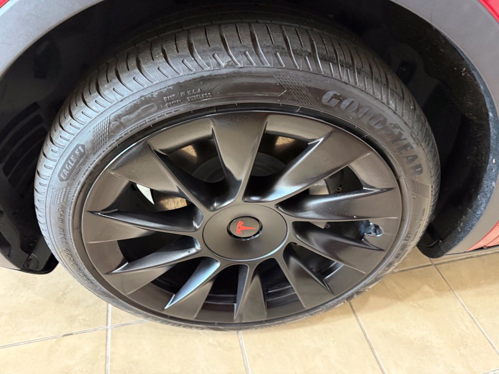 Used 2022 Tesla Model Y Long Range AWD/4WD image 52