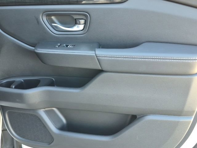 Certified 2024 Honda Pilot Elite image 32