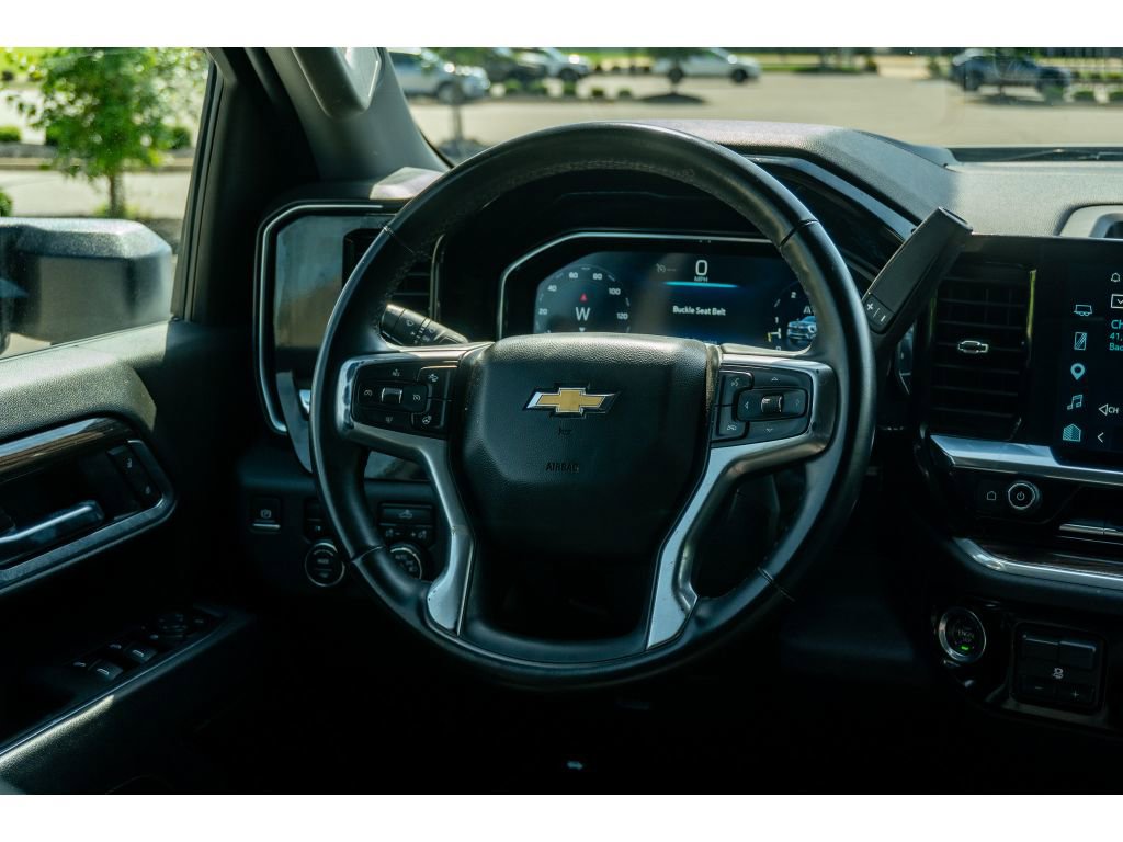Used 2025 Chevrolet Silverado 2500 LT w/ Convenience Package AWD/4WD image 19