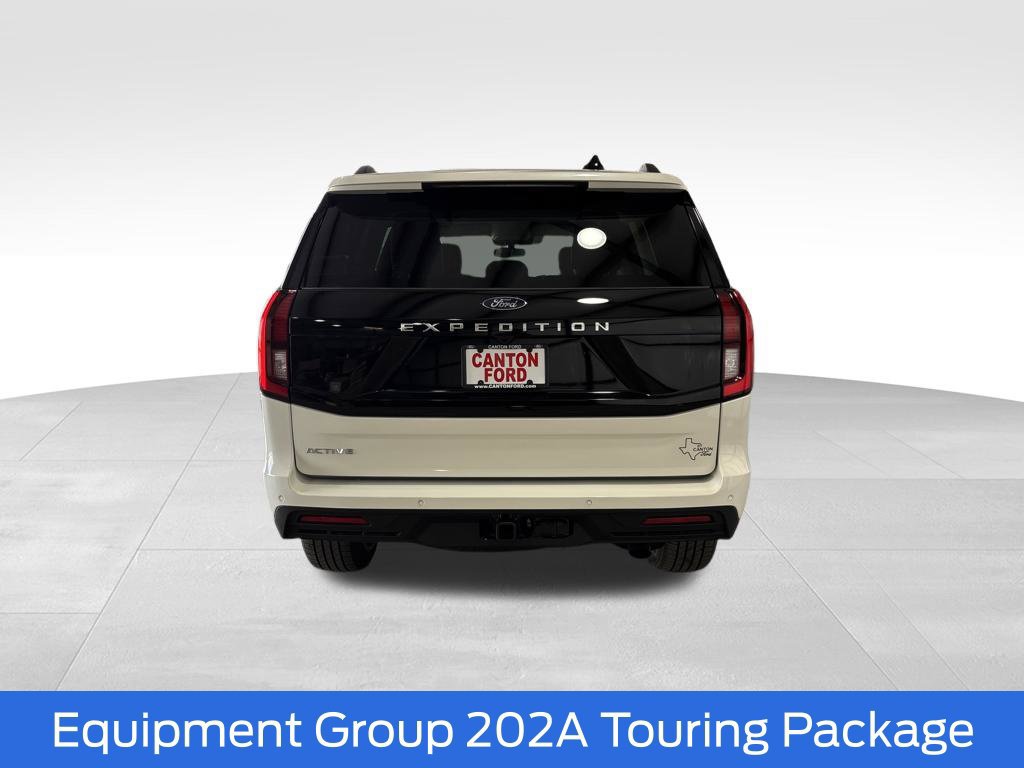 New 2026 Ford Expedition Active RWD image 5