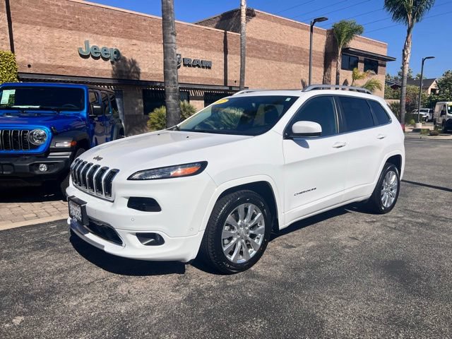 Used 2017 Jeep Cherokee Overland w/ Technology Group FWD image 5
