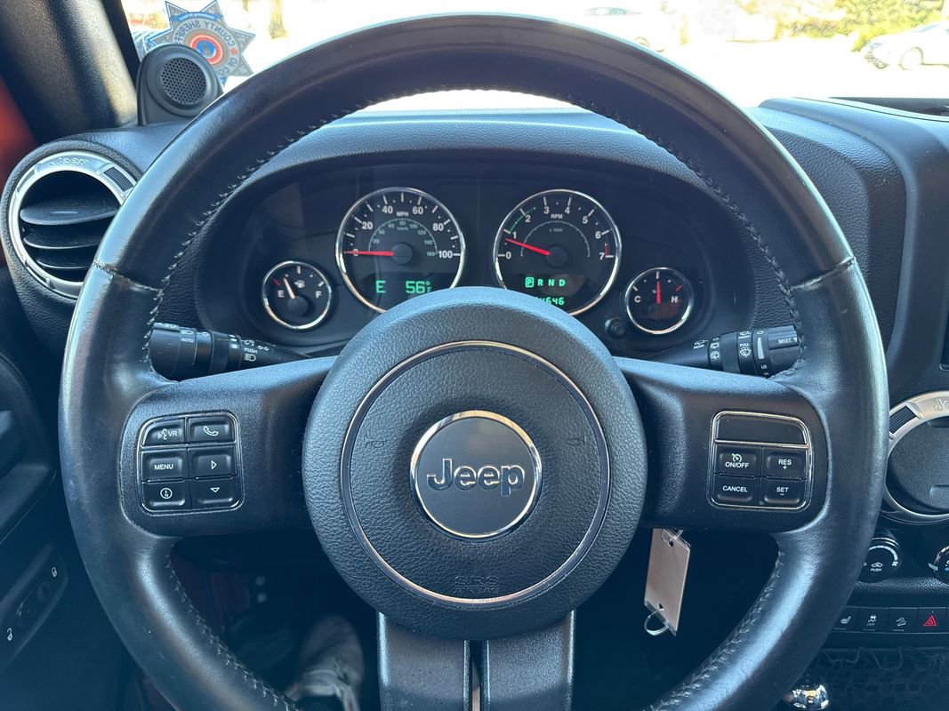 Used 2014 Jeep Wrangler Unlimited Rubicon w/ Connectivity Group AWD/4WD image 23