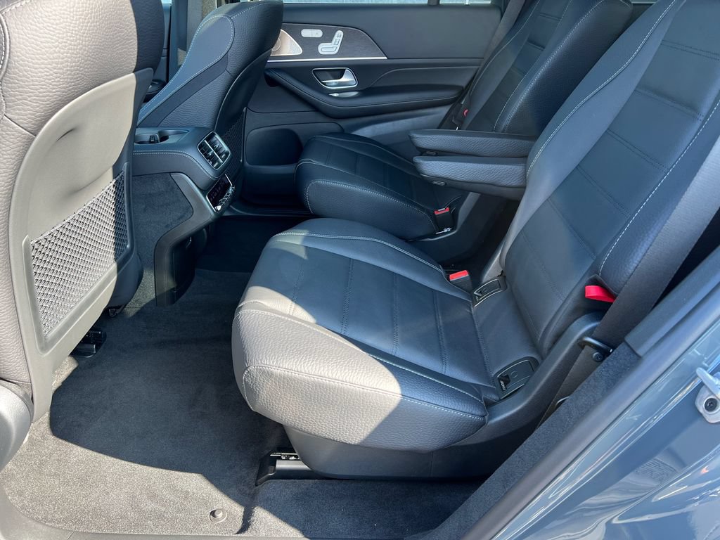 New 2026 Mercedes-Benz GLS 450 4MATIC image 26