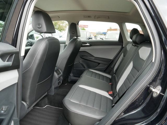 Certified 2023 Volkswagen Taos SEL AWD/4WD image 17