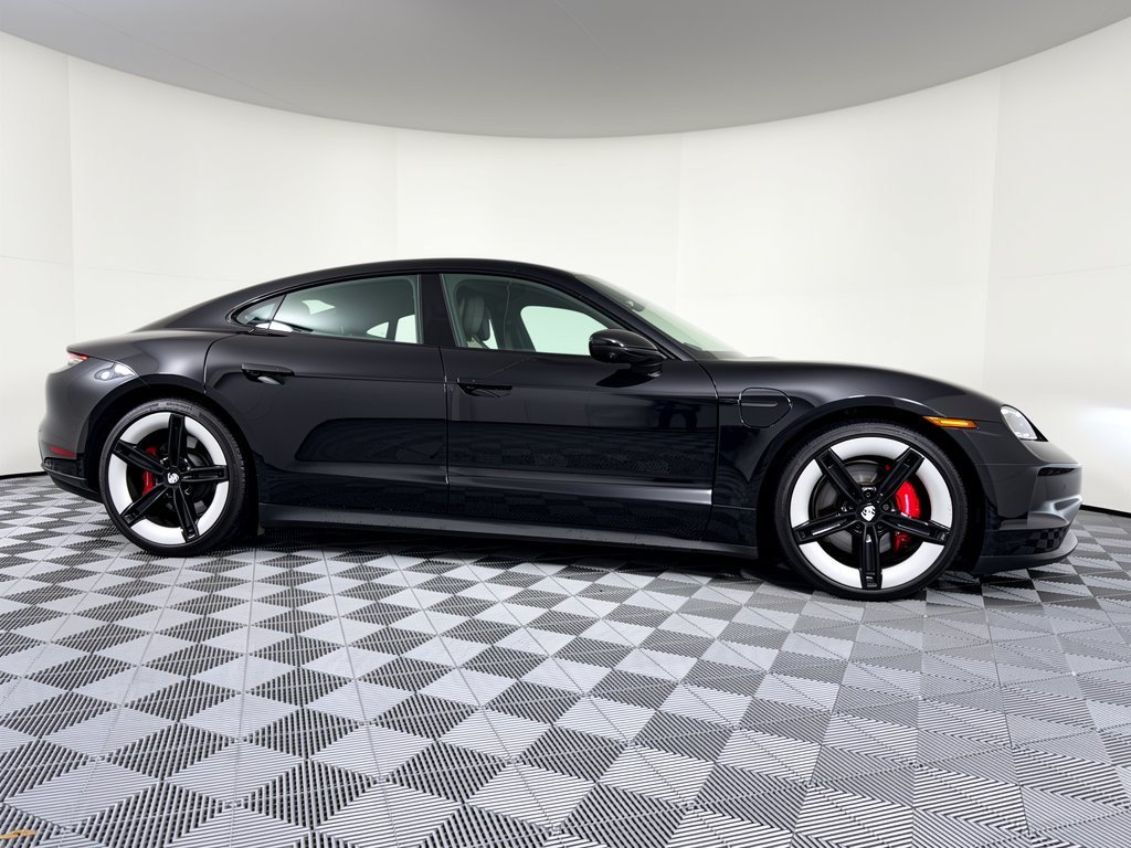 Certified 2025 Porsche Taycan 4S AWD/4WD image 8