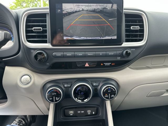 New 2026 Hyundai Venue SEL FWD image 23