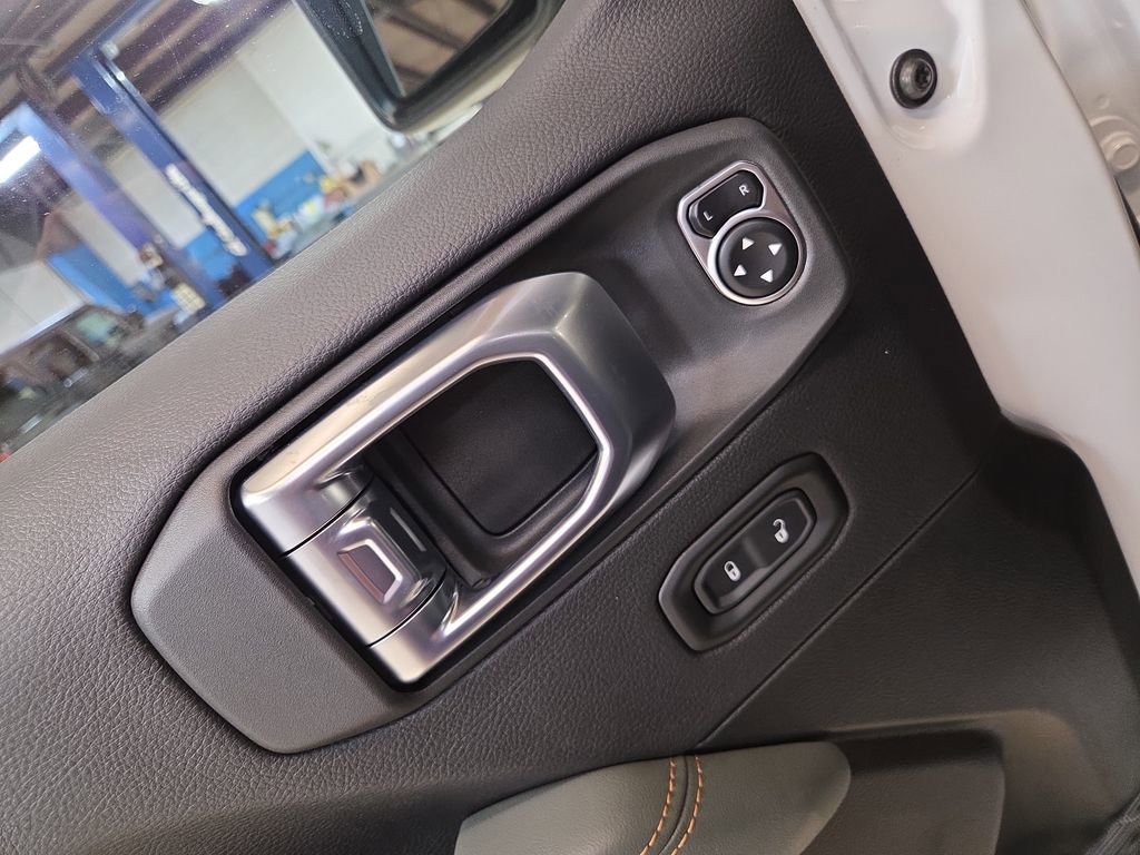 New 2026 Jeep Gladiator Mojave image 11