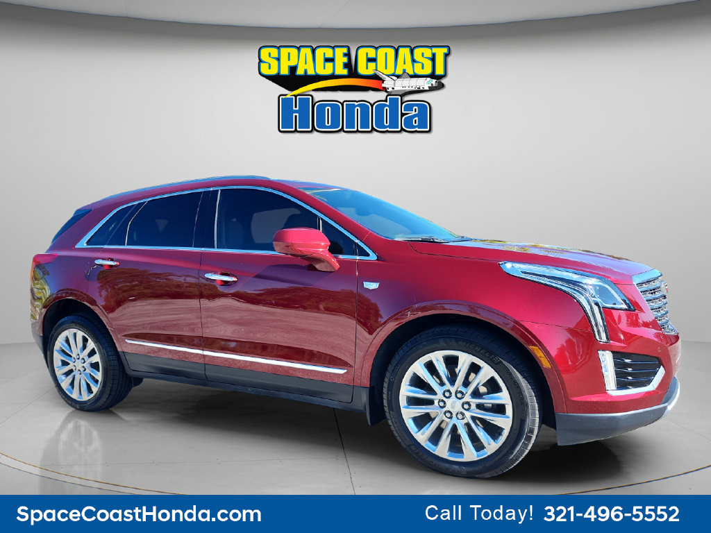 Used 2017 Cadillac XT5 Platinum AWD/4WD image 1