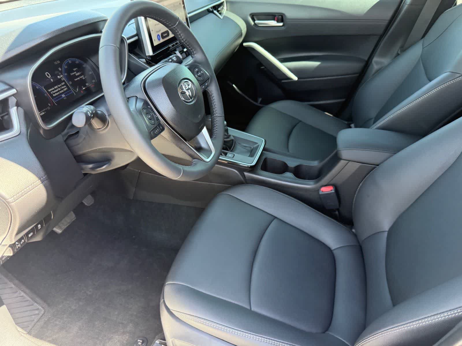 Used 2026 Toyota Corolla Cross XLE w/ Convenience Package FWD image 12