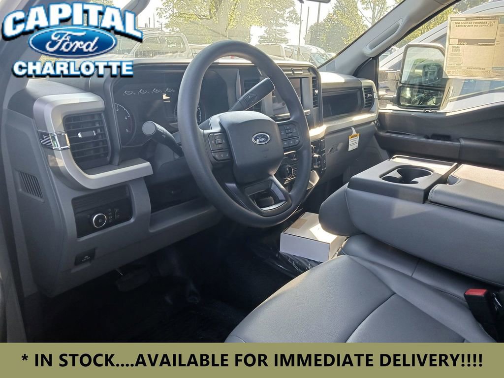 New 2024 Ford F450 XL w/ XL Chrome Package image 5