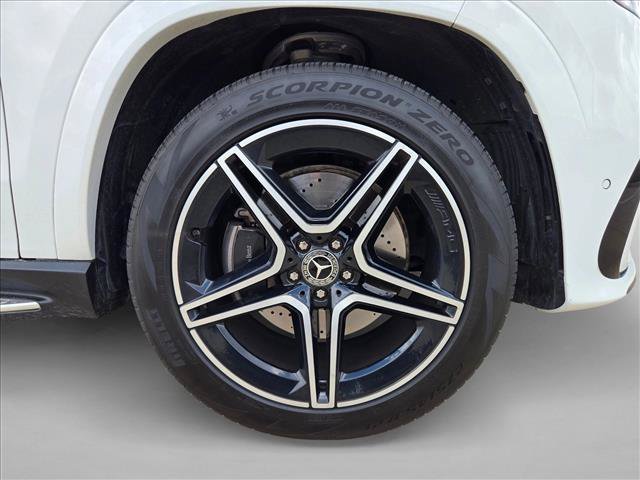 Used 2025 Mercedes-Benz GLS 450 4MATIC image 26