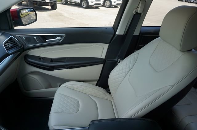 Certified 2023 Ford Edge Titanium image 29