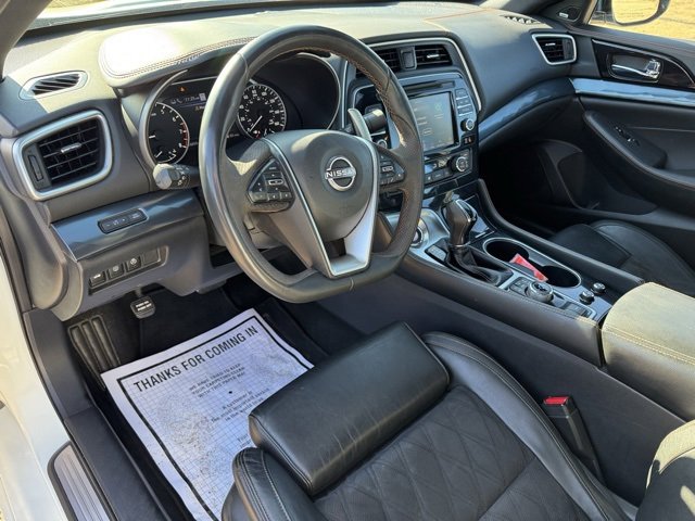 Used 2023 Nissan Maxima SR w/ Sport Mat Group image 16
