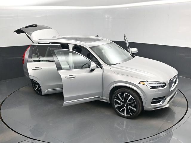 Used 2023 Volvo XC90 B6 Plus w/ Protection Package image 19