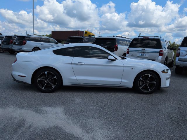 Used 2019 Ford Mustang Coupe RWD image 3