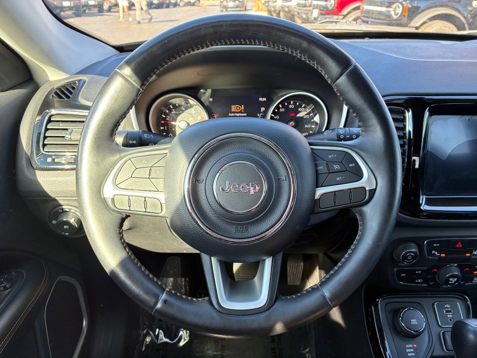 Used 2018 Jeep Compass Limited w/ Navigation Group image 9