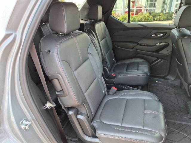 Used 2023 Chevrolet Traverse RS w/ LPO, Floor Liner Package AWD/4WD image 30