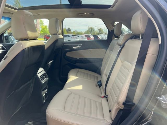Used 2020 Ford Edge SEL w/ Convenience Package AWD/4WD image 19