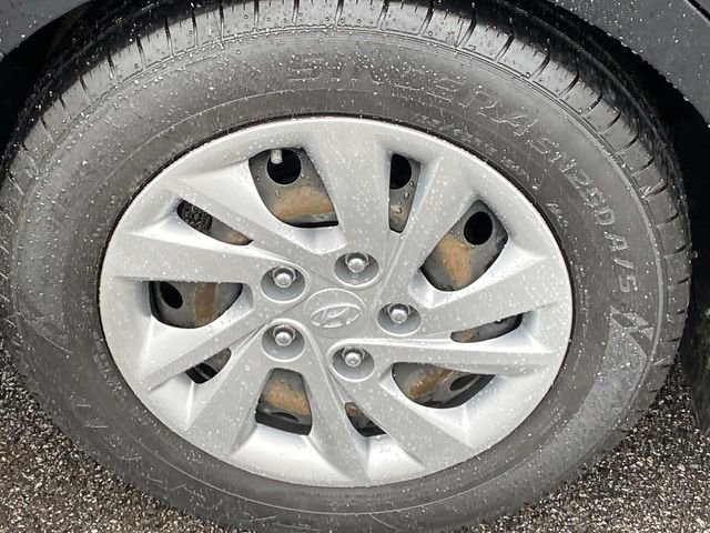 Used 2020 Hyundai Elantra SE w/ Cargo Package (C1) image 28