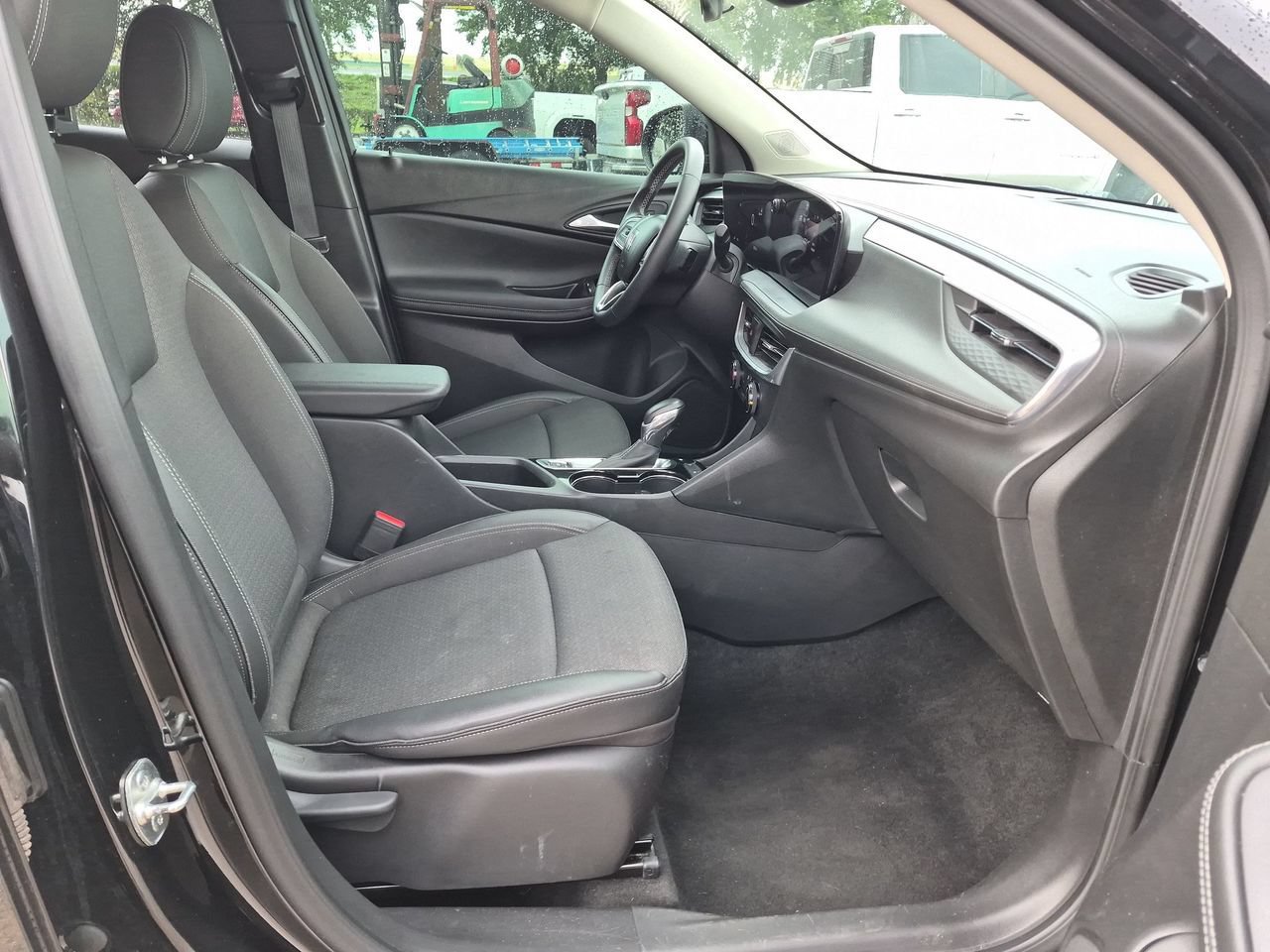 Used 2024 Buick Encore GX Preferred FWD image 22