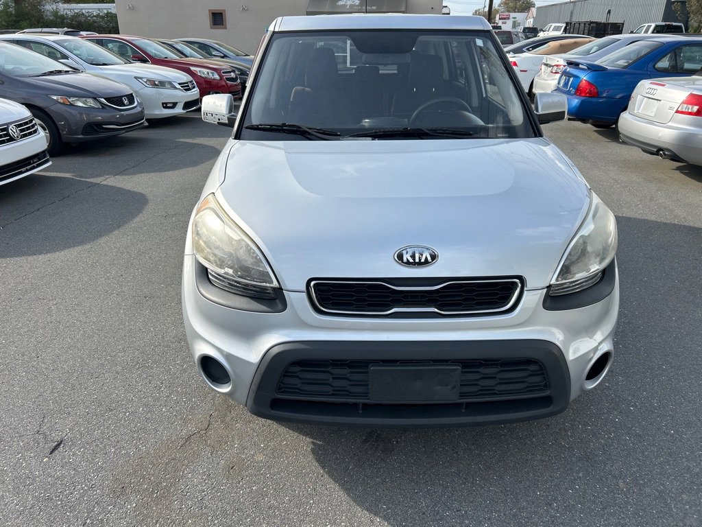 Used 2013 Kia Soul image 2