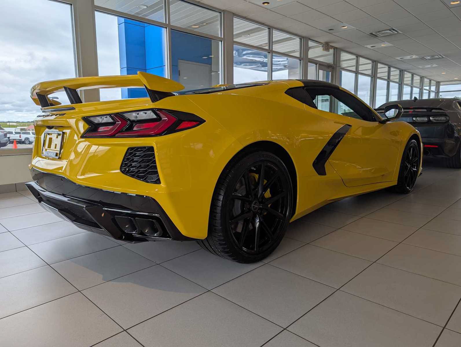 New 2027 Chevrolet Corvette Stingray Coupe w/ Z51 Performance Package RWD image 7
