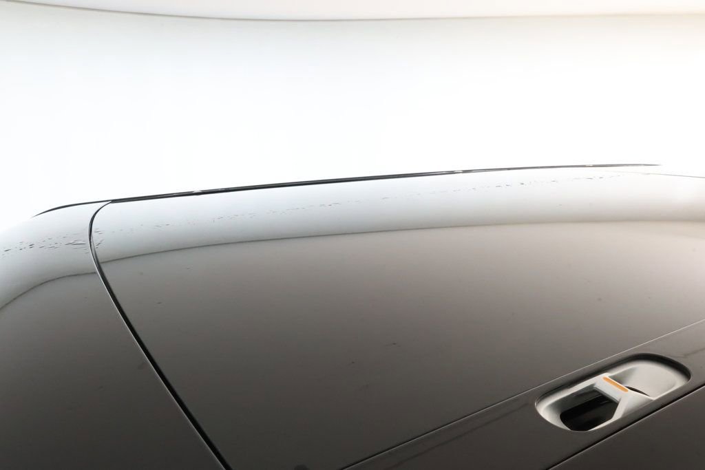 Used 2024 Rivian R1S Adventure image 8