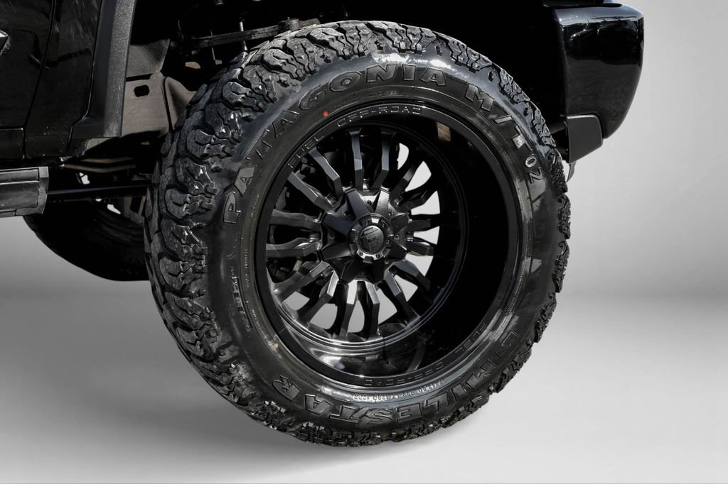 Used 2024 Chevrolet Silverado 3500 High Country w/ High Country Premium Package AWD/4WD image 51