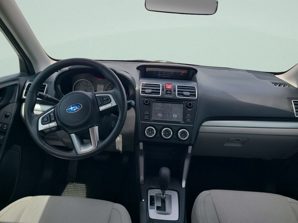 Used 2018 Subaru Forester 2.5i AWD/4WD image 11