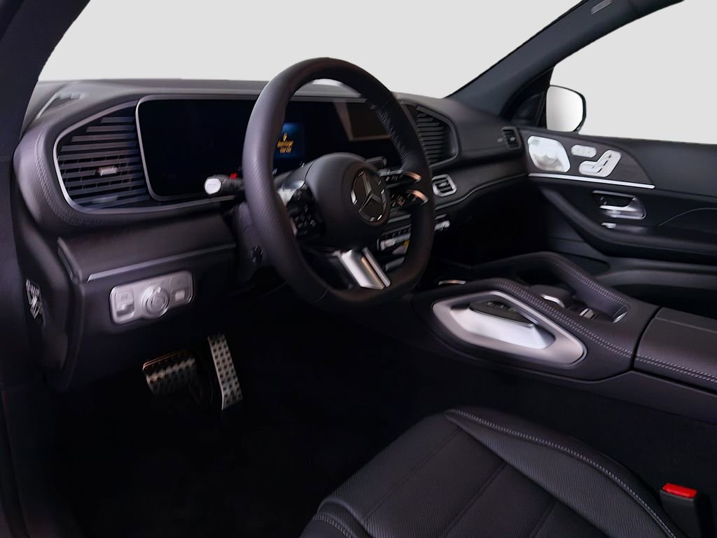 Used 2026 Mercedes-Benz GLS 450 4MATIC image 10